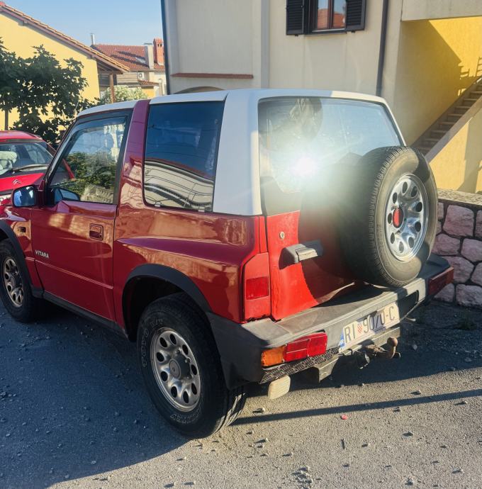 Suzuki Vitara 1.6 JLX, fotografija 4
