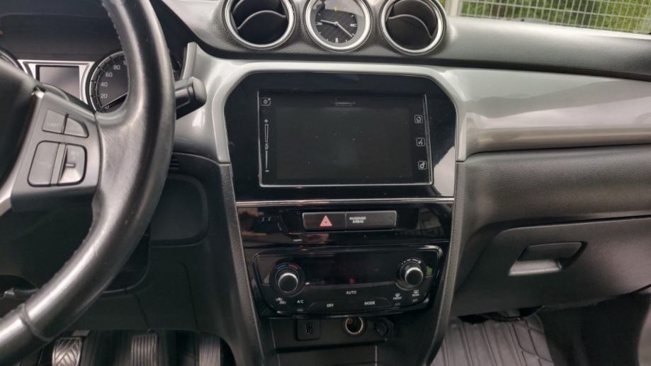 Suzuki Vitara 1,6, fotografija 11
