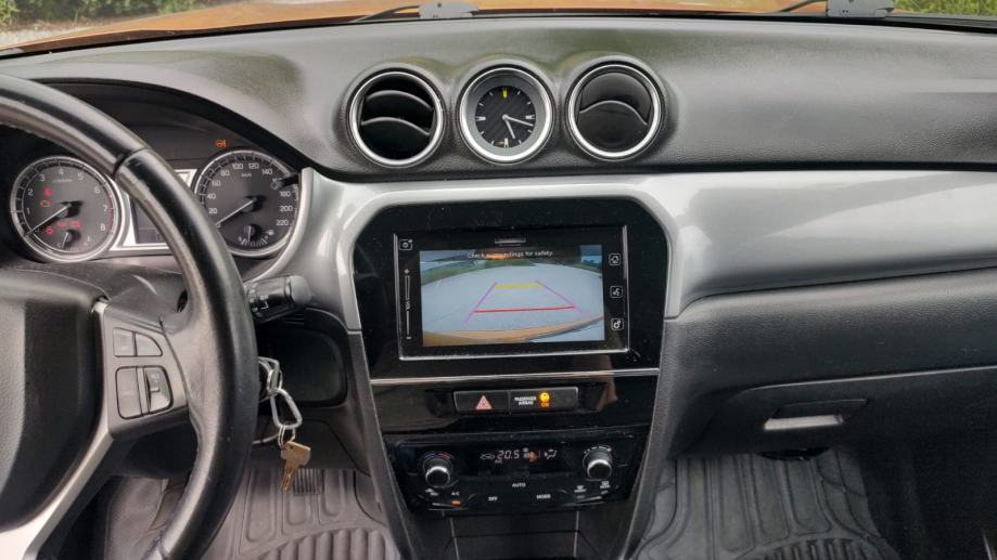 Suzuki Vitara 1,6, fotografija 14