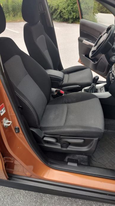 Suzuki Vitara 1,6, fotografija 15