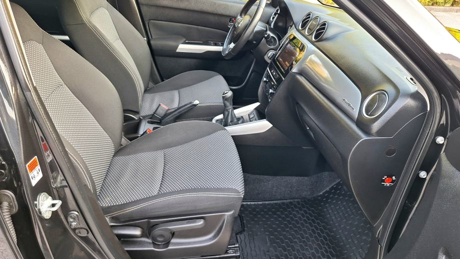 Suzuki Vitara 1.6i 4x4 AllGrip * NIJE UVOZ - 140.000 KM - SERVISNA*, fotografija 15
