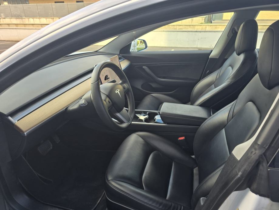 Tesla Model 3 Dual Long Range Dual AWD, fotografija 13