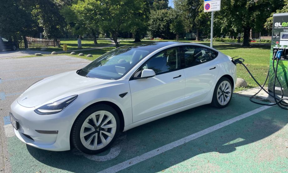 Tesla Model 3 Dual Motor Long Range (acceleration boost), fotografija 5