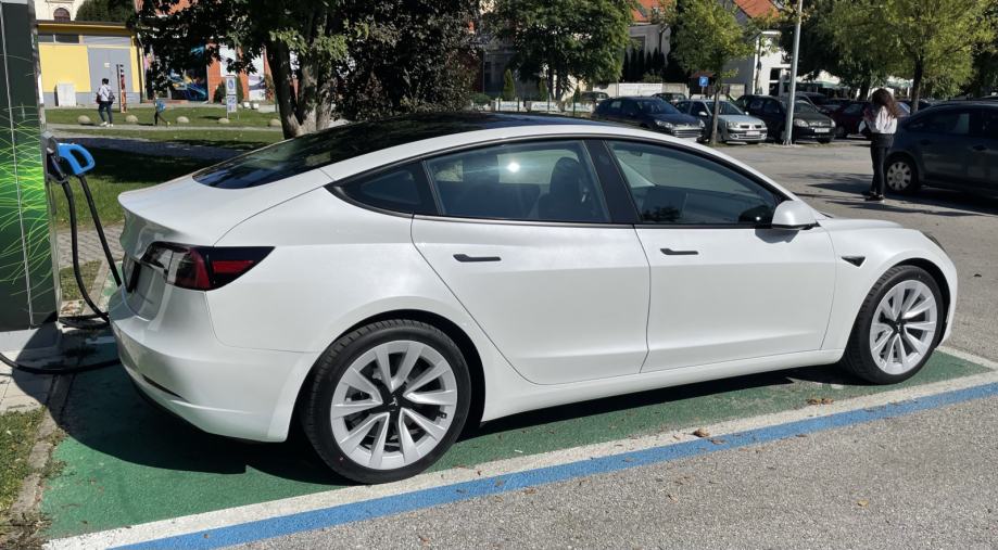Tesla Model 3 Dual Motor Long Range (acceleration boost), fotografija 4