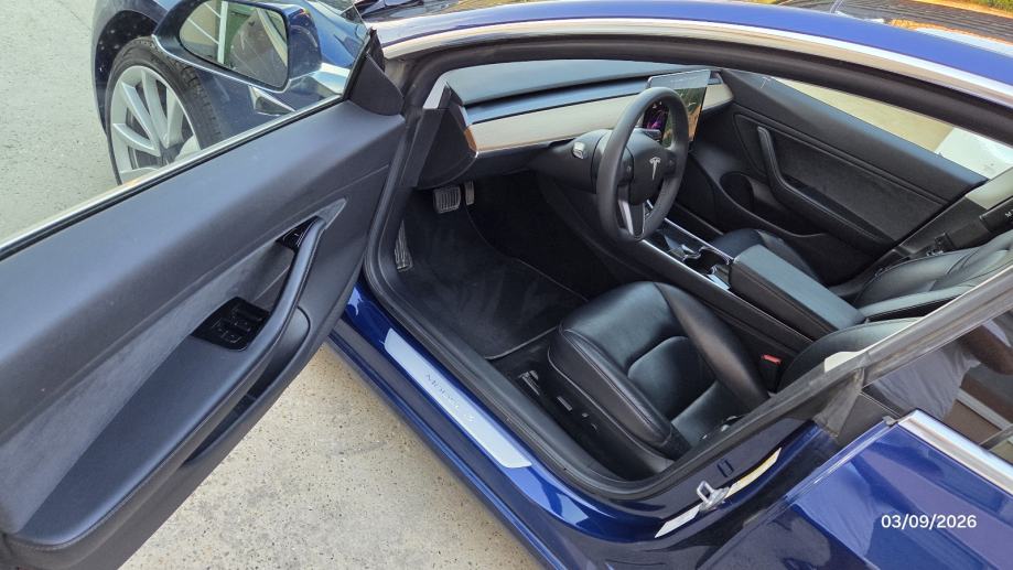 Tesla Model 3 Dual Motor Long Range automatik, fotografija 5