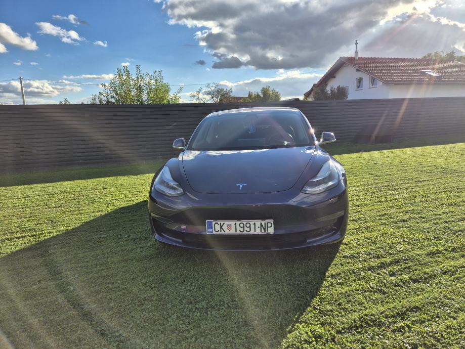 Tesla Model 3 dual motor,long range, homelink, fotografija 4