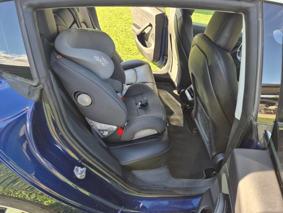 Tesla Model 3 dual motor,long range, homelink, fotografija 9
