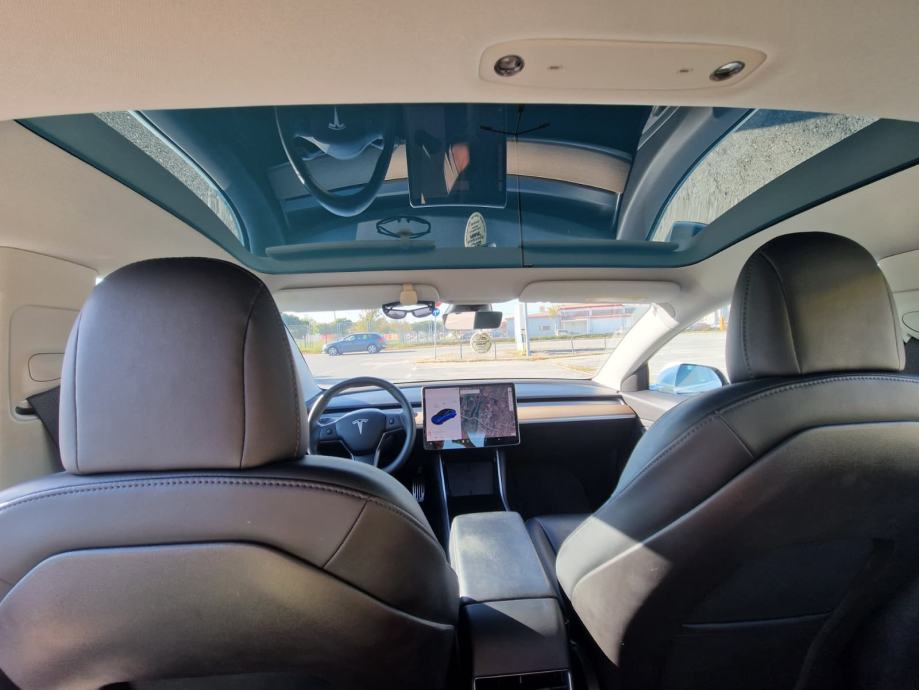 Tesla Model 3 dual motor, fotografija 5