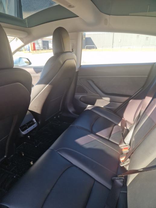Tesla Model 3 dual motor, fotografija 7