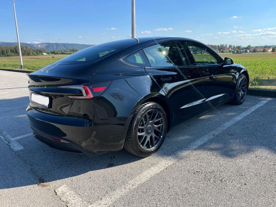 TESLA MODEL 3 HIGHLAND RWD PREMIUM – 2024. – BATERIJA 92%, fotografija 2