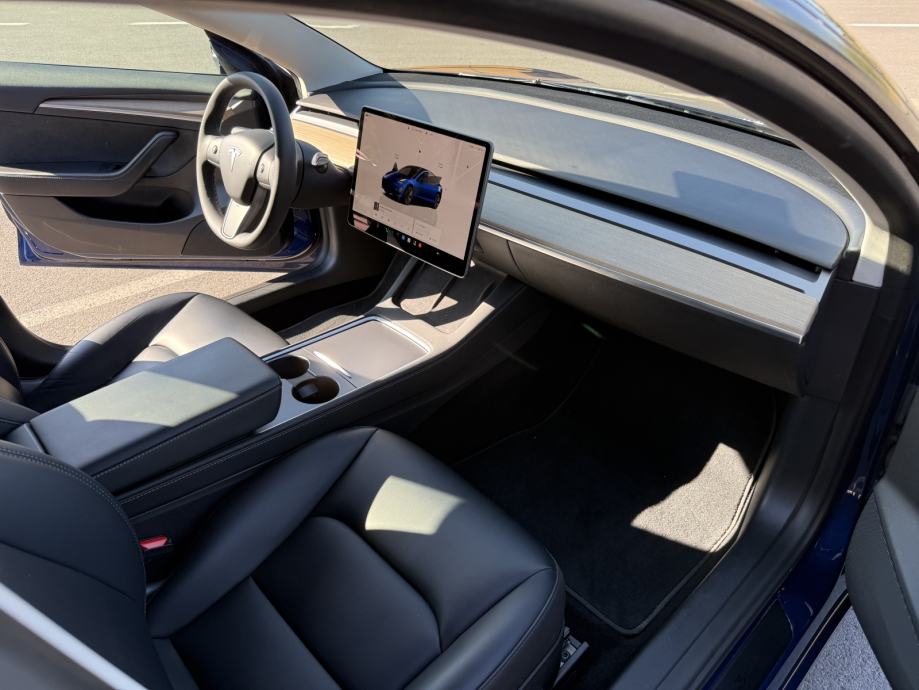Tesla Model 3 Long range AWD automatik- produzena garancija do 05/28, fotografija 2
