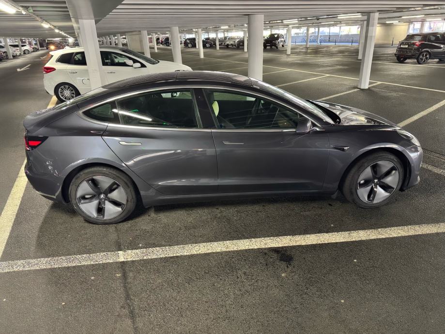 Tesla Model 3 LR AWD (2019) – FSD, Premium, garancija do 2027, fotografija 3