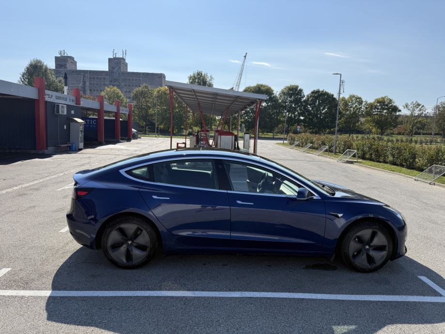 Tesla Model 3 LR AWD, fotografija 3
