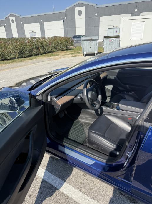 Tesla Model 3 LR AWD, fotografija 6