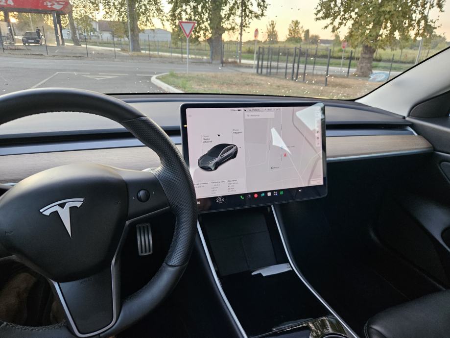 Tesla Model 3 Performance automatik, fotografija 12