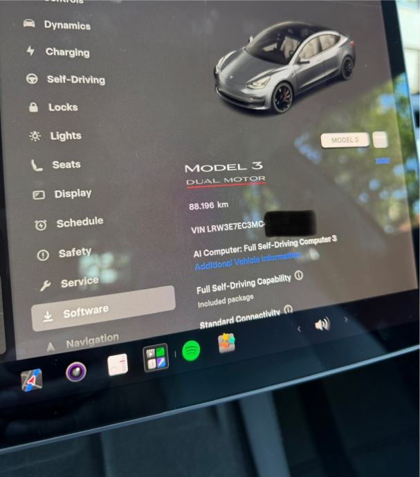 Tesla Model 3 Performance, fotografija 4
