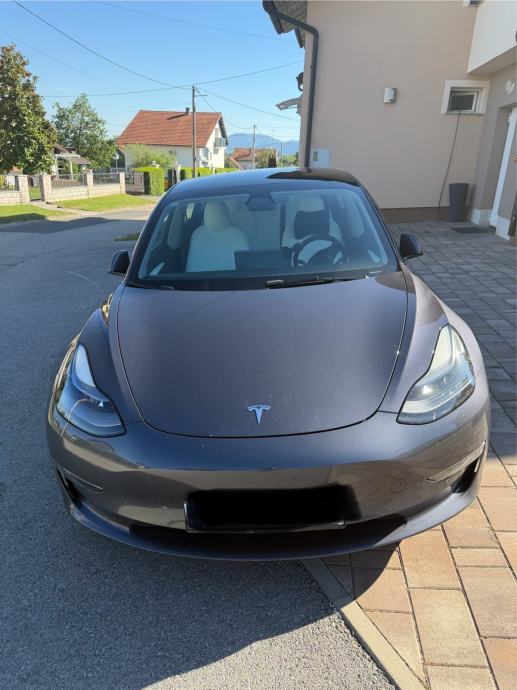 Tesla Model 3 Performance, fotografija 6