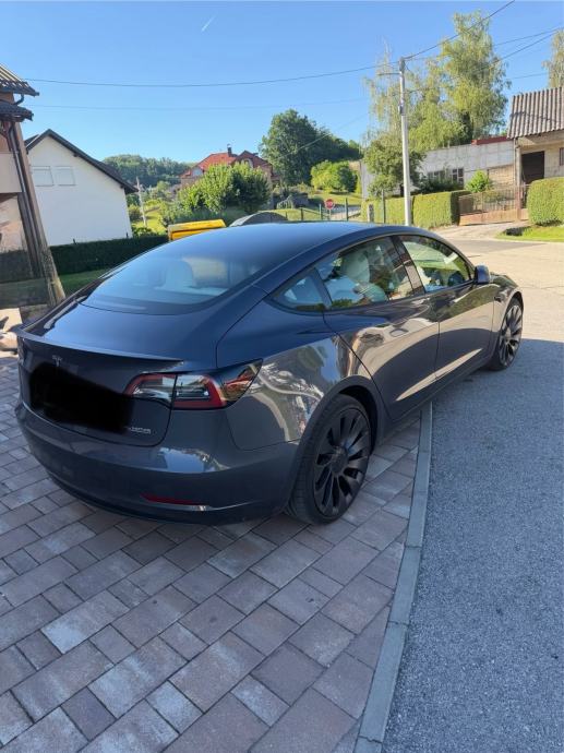 Tesla Model 3 Performance, fotografija 9