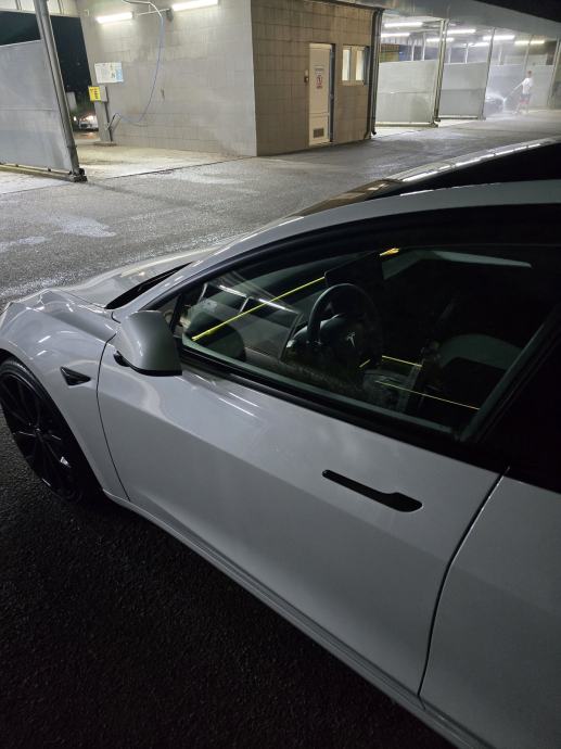 Tesla Model 3 Performance, fotografija 13