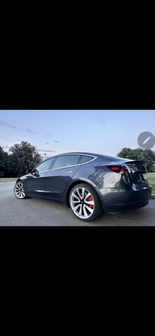 Tesla Model 3 Performance, fotografija 12