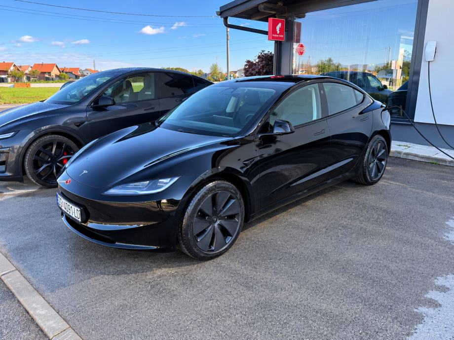 Tesla Model 3 Premium LR AWD FSD, pogled izvana - slika 2