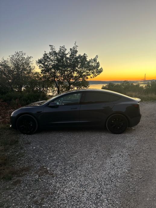 Tesla Model 3 RWD 2022.god. - 208kw- Ryzen – LFP automatik, fotografija 9