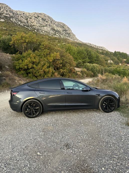 Tesla Model 3 RWD 2022.god. - 208kw- Ryzen – LFP automatik, fotografija 11