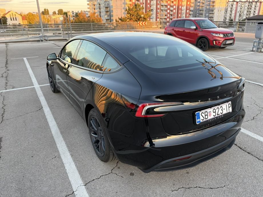 Tesla Model 3, RWD, Highland, Premium oprema, ODLIČAN!!, fotografija 8