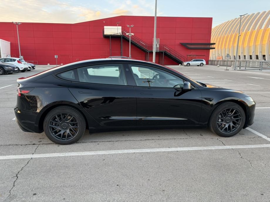 Tesla Model 3, RWD, Highland, Premium oprema, ODLIČAN!!, fotografija 7