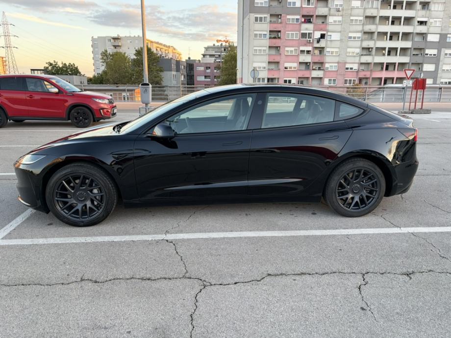 Tesla Model 3, RWD, Highland, Premium oprema, ODLIČAN!!, fotografija 6