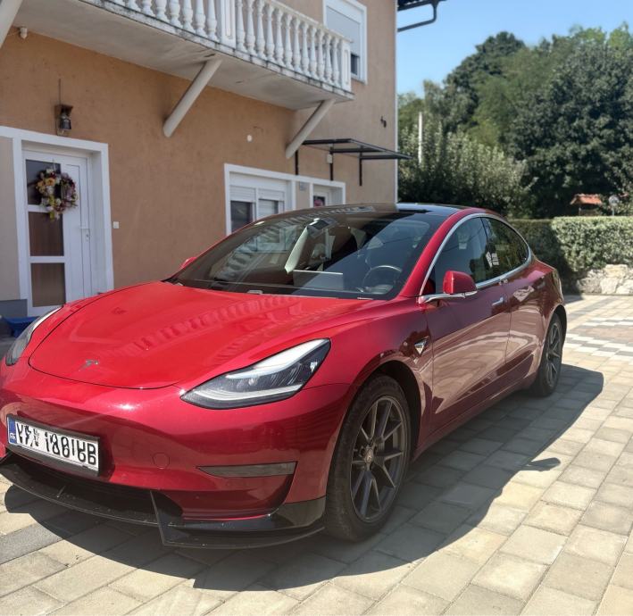 Tesla model 3 Long range AWD, fotografija 2