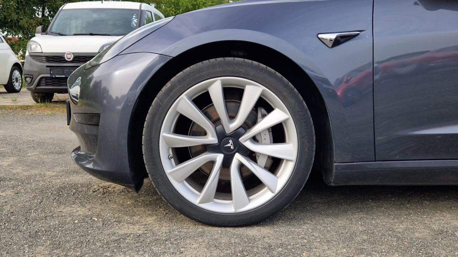 Tesla Model 3 SR+ automatik, nova baterija, 19" alu, PDV, fotografija 11