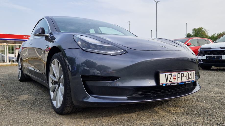Tesla Model 3 SR+ automatik, nova baterija, 19" alu, PDV, fotografija 9