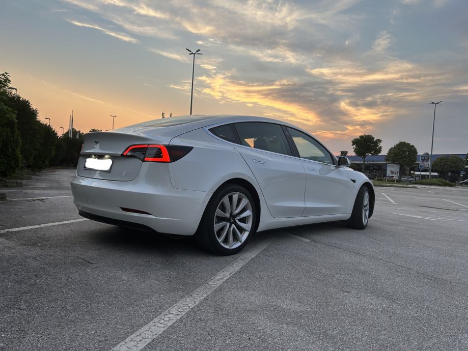 Tesla Model 3 SR+ autopilot FSD tvroničko jamstvo - zamjena, fotografija 3