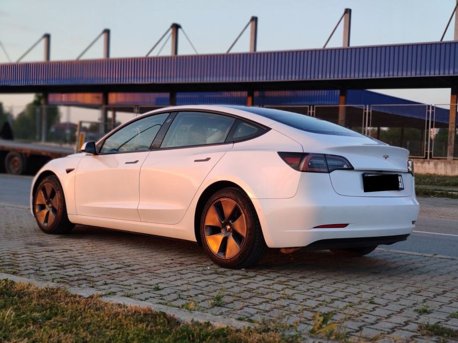 Tesla Model 3 SR+ refresh, LFP baterija, garancija