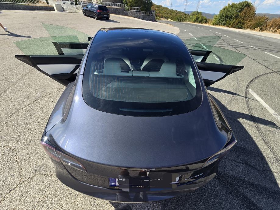 Tesla Model 3 Standard range plus, fotografija 14