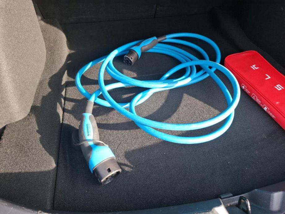 Tesla Model 3 Standard RWD plus do registracije 19950€, fotografija 16