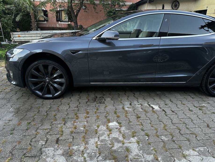 Tesla Model S S 75 FREE SUPERCHARGE, pogled izvana - slika 5