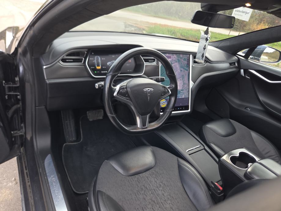 Tesla Model S 75 free supercharger+internet, fotografija 15