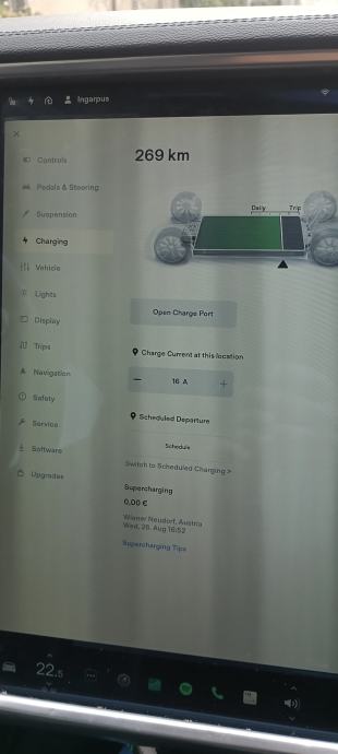 Tesla Model S S 85, fotografija 15