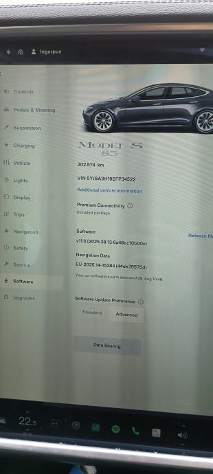 Tesla Model S S 85, fotografija 14