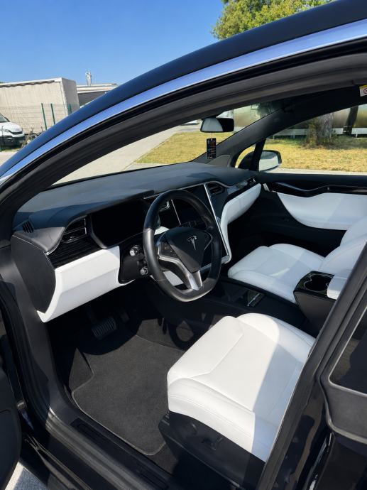 Tesla Model X X 75D, fotografija 6