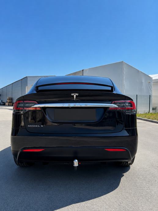 Tesla Model X X 75D, fotografija 5