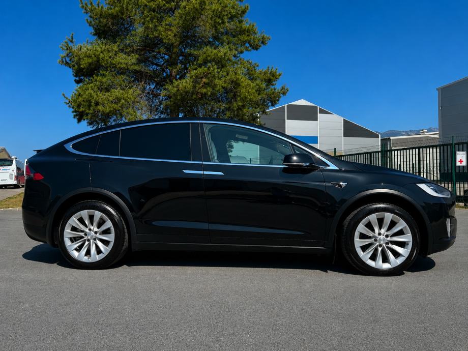 Tesla Model X X 75D, fotografija 3