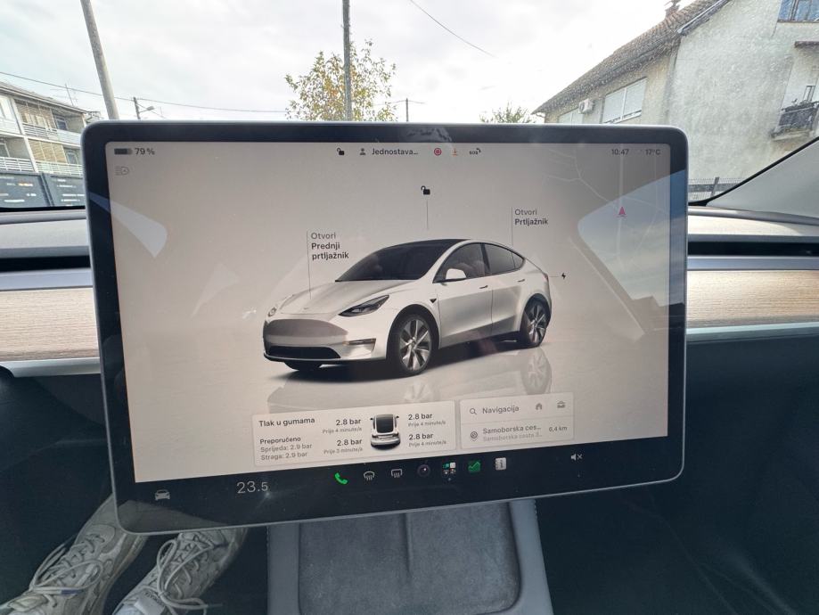 Tesla Model Y AWD 4x4 Long range Dual motor 17.200 KM Odlična oprema, fotografija 9