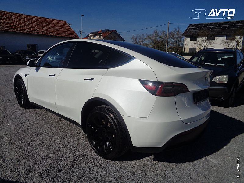 Tesla Model Y AWD LR automatik - SAMO 71.000 KILOMETROV, fotografija 4