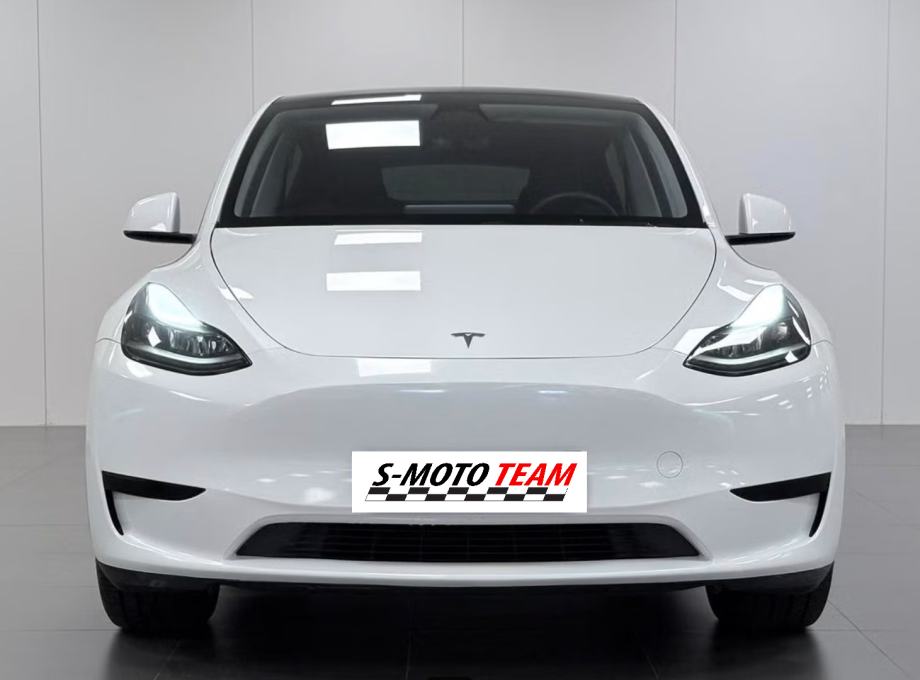 Tesla Model Y Basis RWD, fotografija 3