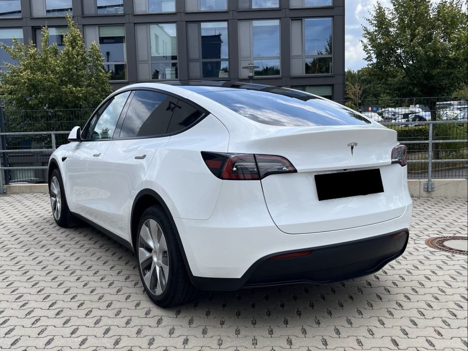 Tesla Model Y Long Range AWD, fotografija 5