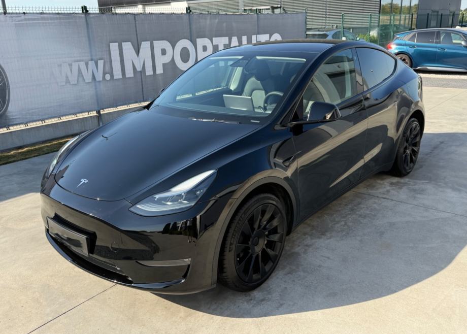 Tesla Model Y LONG RANGE DUAL MOTOR BLACK PACKET, fotografija 2
