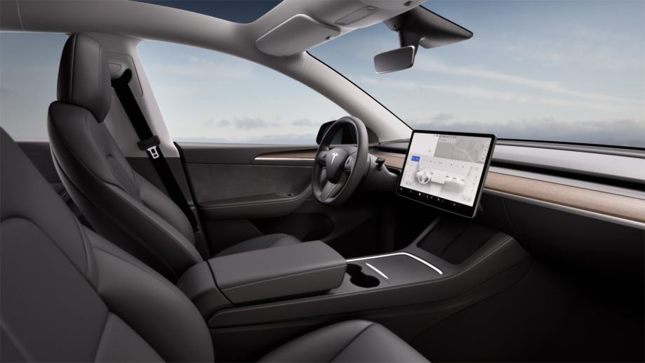 Tesla Model Y Long Renge AWD HW3 Autopilot, fotografija 2